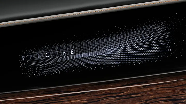 Spectre fascia, night studio